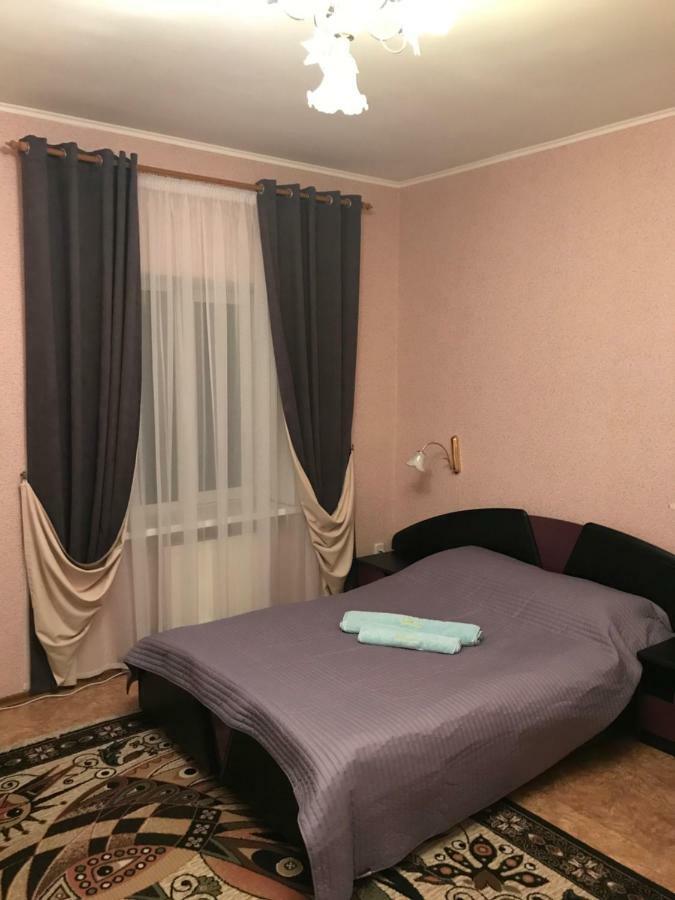 Отель "Natali" ムィコラーイウ エクステリア 写真